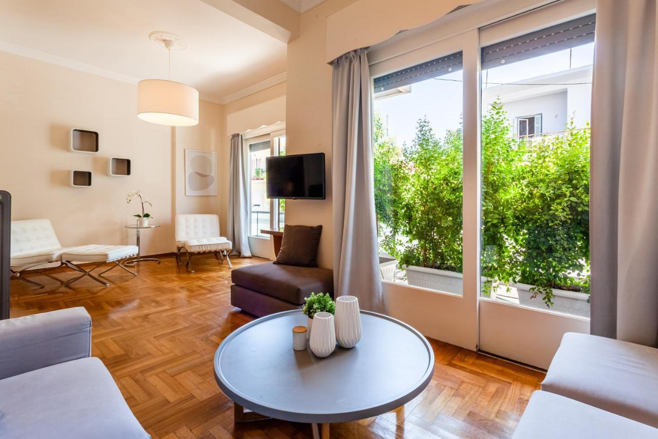 A Homes Greece - Urban Garden Retreat Kalamata Extérieur photo